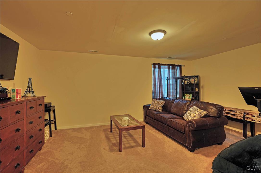 2240 Rising Hill Road Whitehall, PA 18052 - Photo 19 of 26 Gallery Image 19