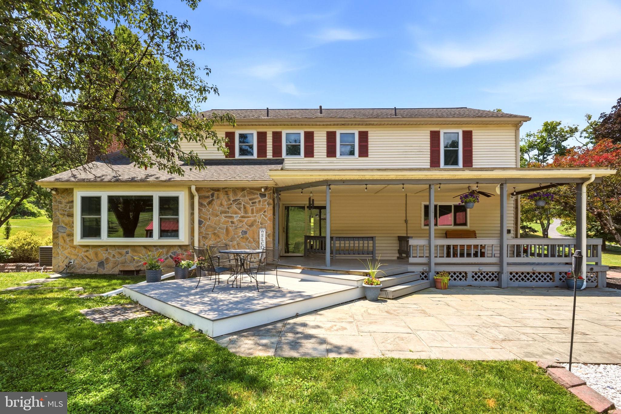 194 Meadow Glen Lane Reading, PA 19607 - Photo 26 of 96