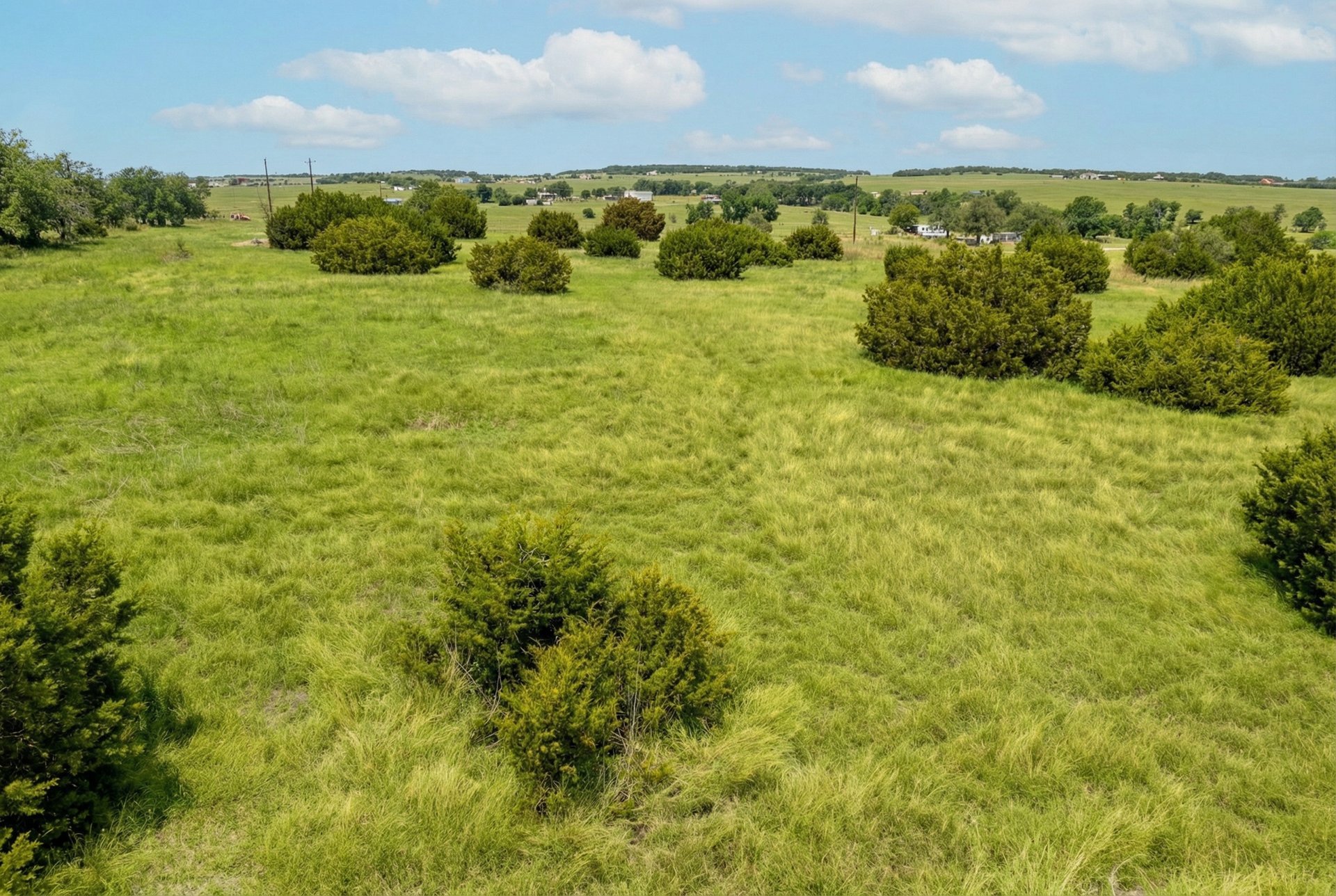 562 County Road 154 Georgetown, TX 78626 - Photo 9 of 13 a view of a yard with an outdoor space
