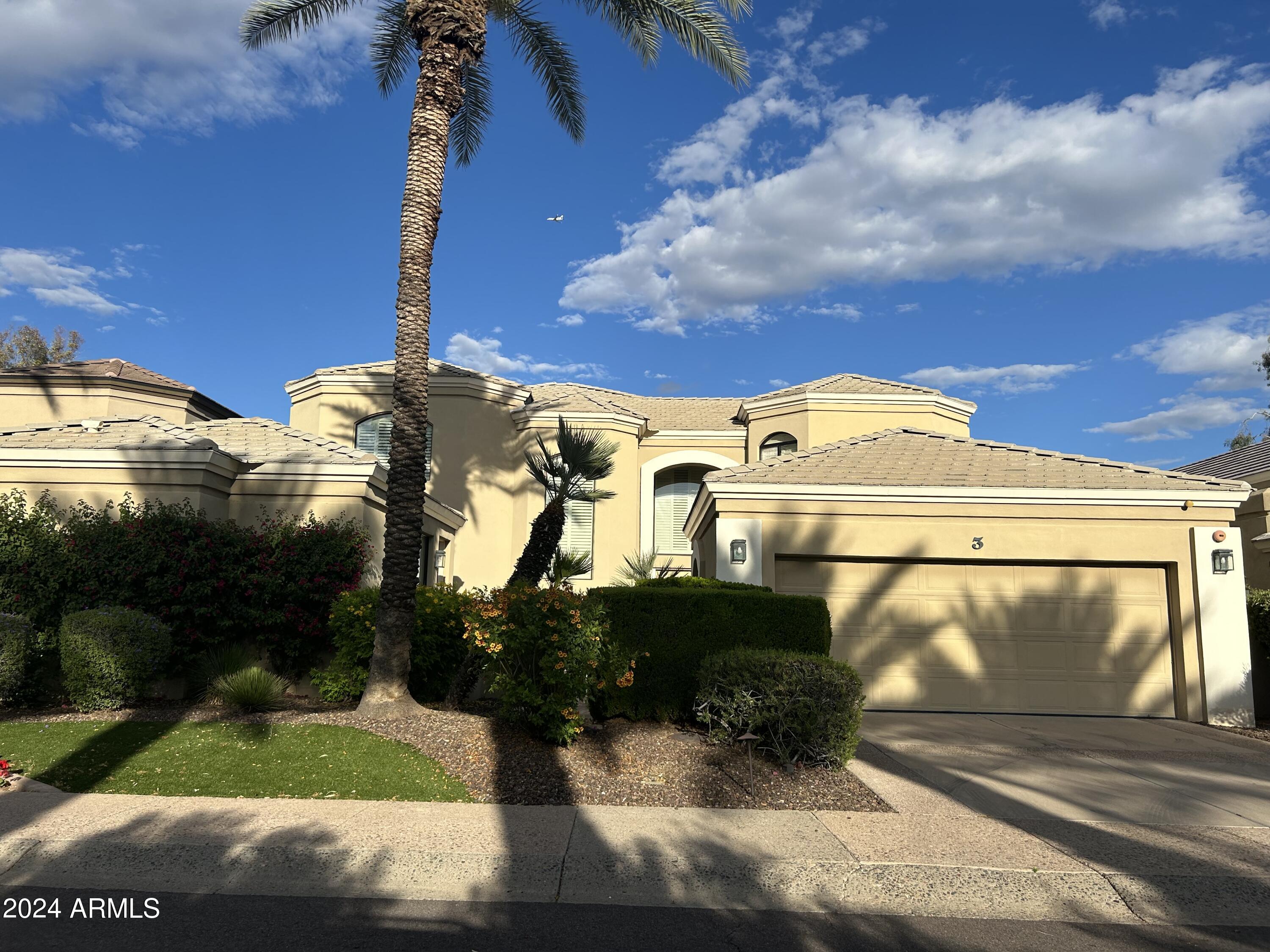 7323 East Gainey Ranch Road, Unit 3 Scottsdale, AZ 85258 - Photo 2 of 10 PVT GUEST CASITA W SEP ENTRANCE