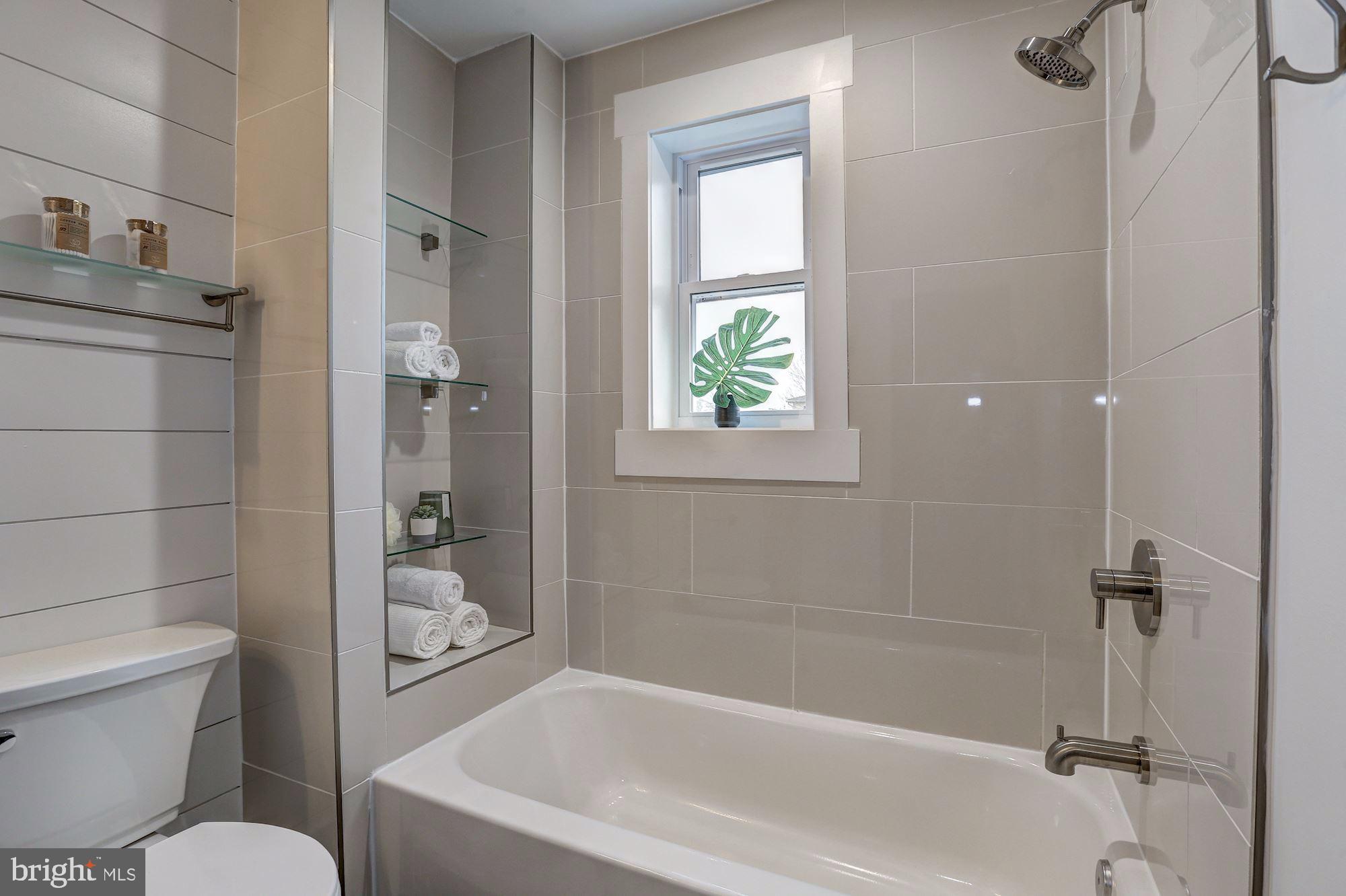 1817 E Street Northeast Washington, DC 20002 - Photo 50 of 66 Bath
