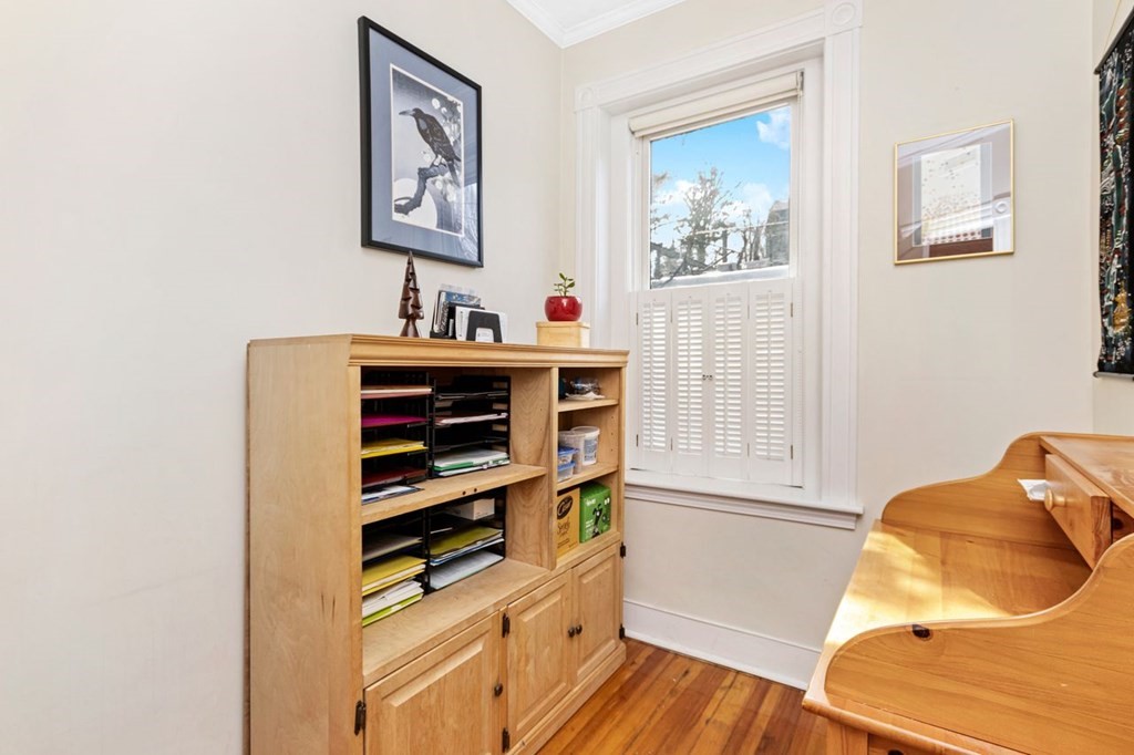 8 Strathmore Road, Unit 1 Brookline, MA 02445 - Photo 18 of 23