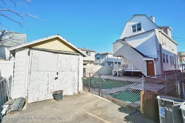 $999,000 | 7355 Amboy Road | Tottenville