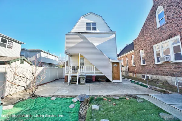 $999,000 | 7355 Amboy Road | Tottenville