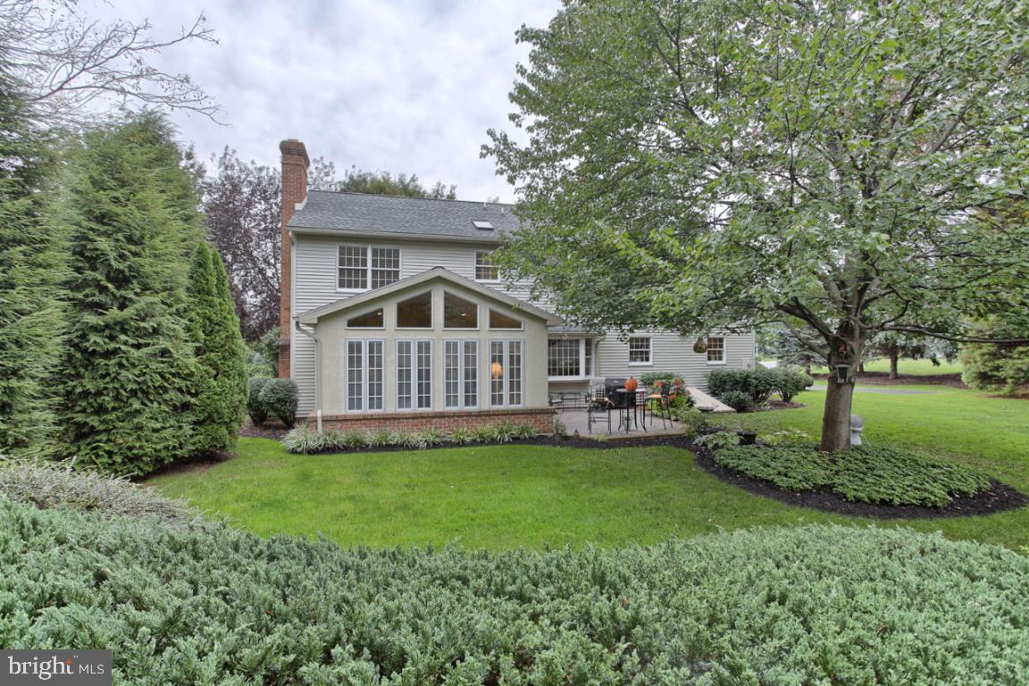 226 Farmstead Lane Lititz, PA 17543 - Photo 5 of 44 Gallery Image 5