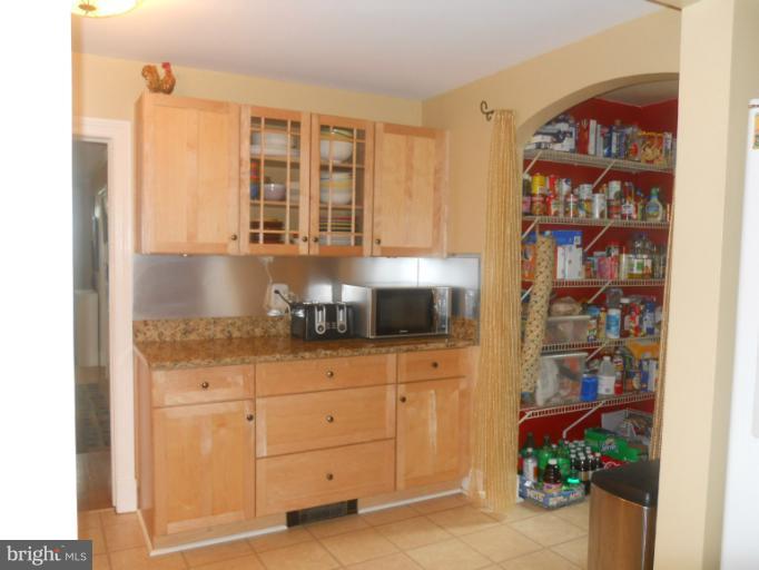 10025 Liberty Road Randallstown, MD 21133 - Photo 17 of 30 Kitchen