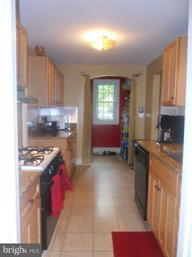 10025 Liberty Road Randallstown, MD 21133 - Photo 9 of 30 Kitchen