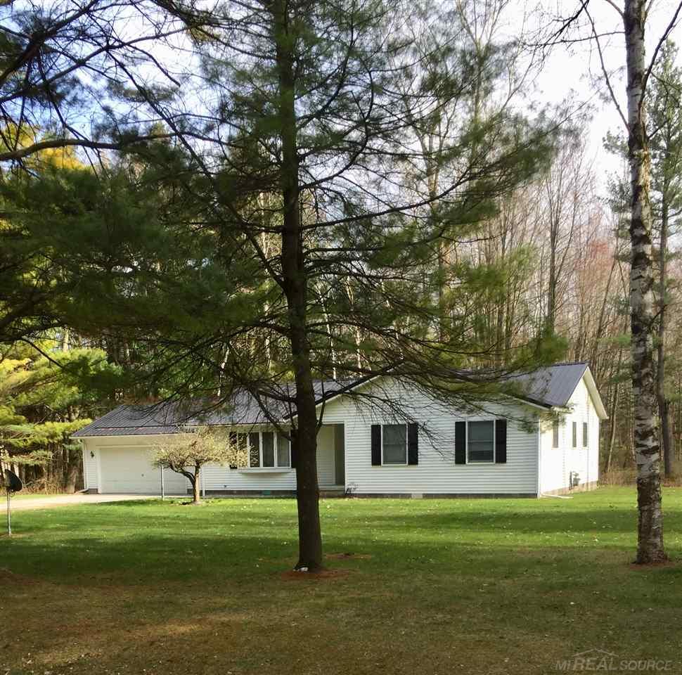 7200 Aitken Road Lexington, MI 48450 - Photo 3 of 27 50010961-2.JPG