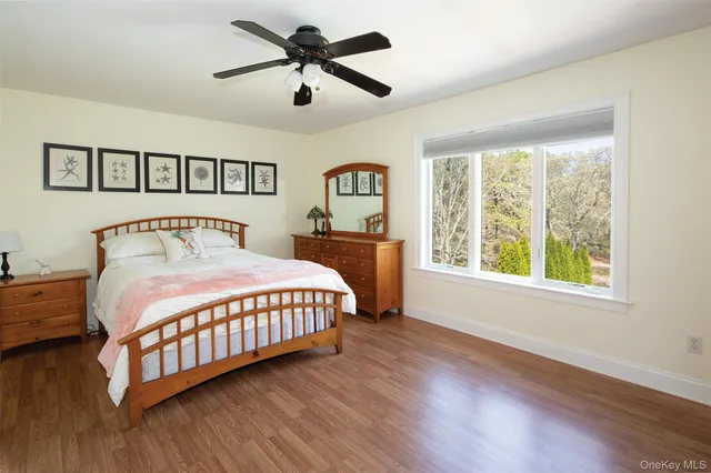 $2,475,000 | 115 Highland Road, Southampton, NY 11968