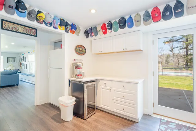 $2,475,000 | 115 Highland Road, Southampton, NY 11968