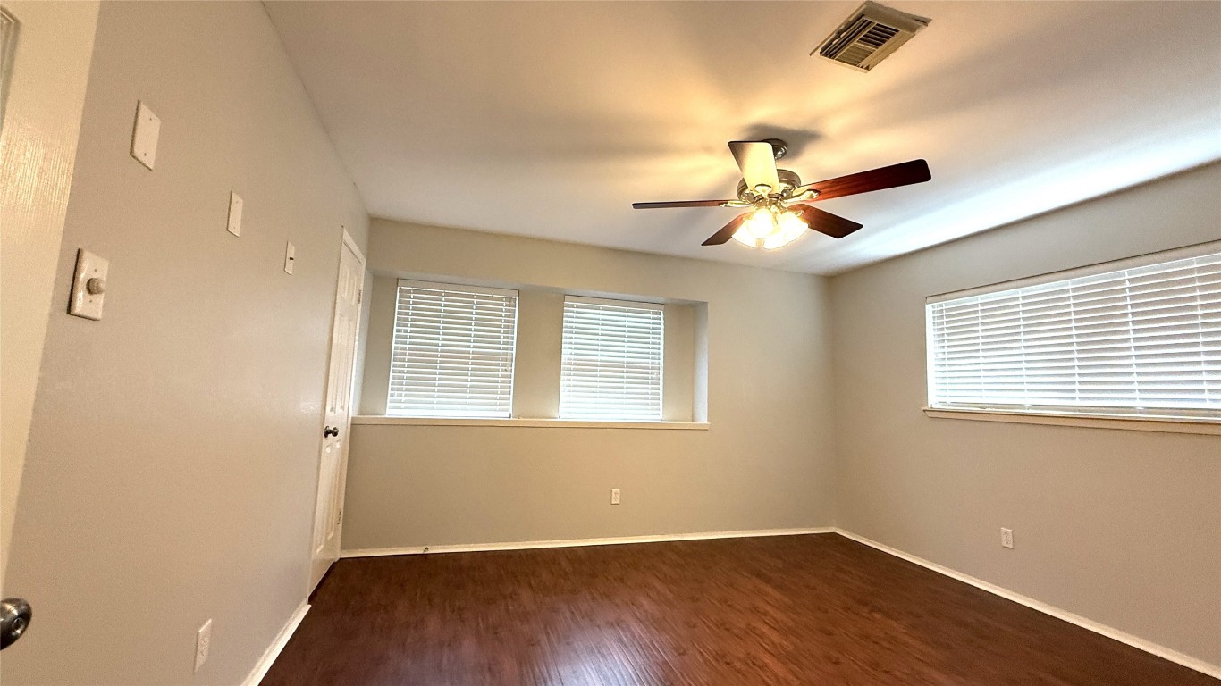 6007 Dryad Drive Houston, TX 77035 - Photo 12 of 22