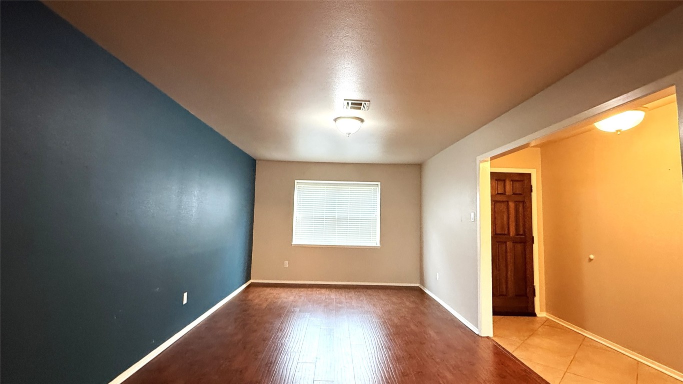 6007 Dryad Drive Houston, TX 77035 - Photo 2 of 22