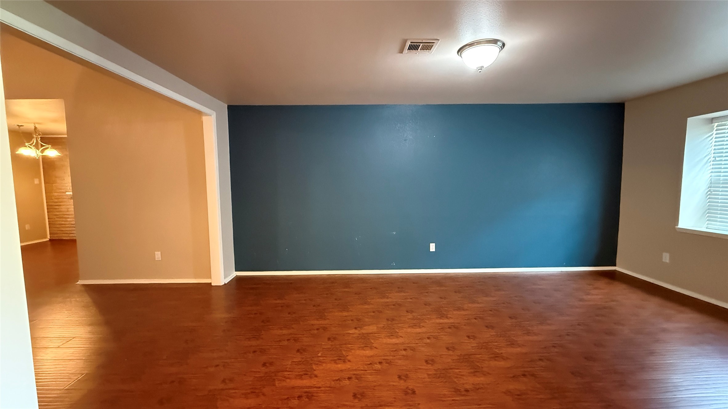6007 Dryad Drive Houston, TX 77035 - Photo 3 of 22