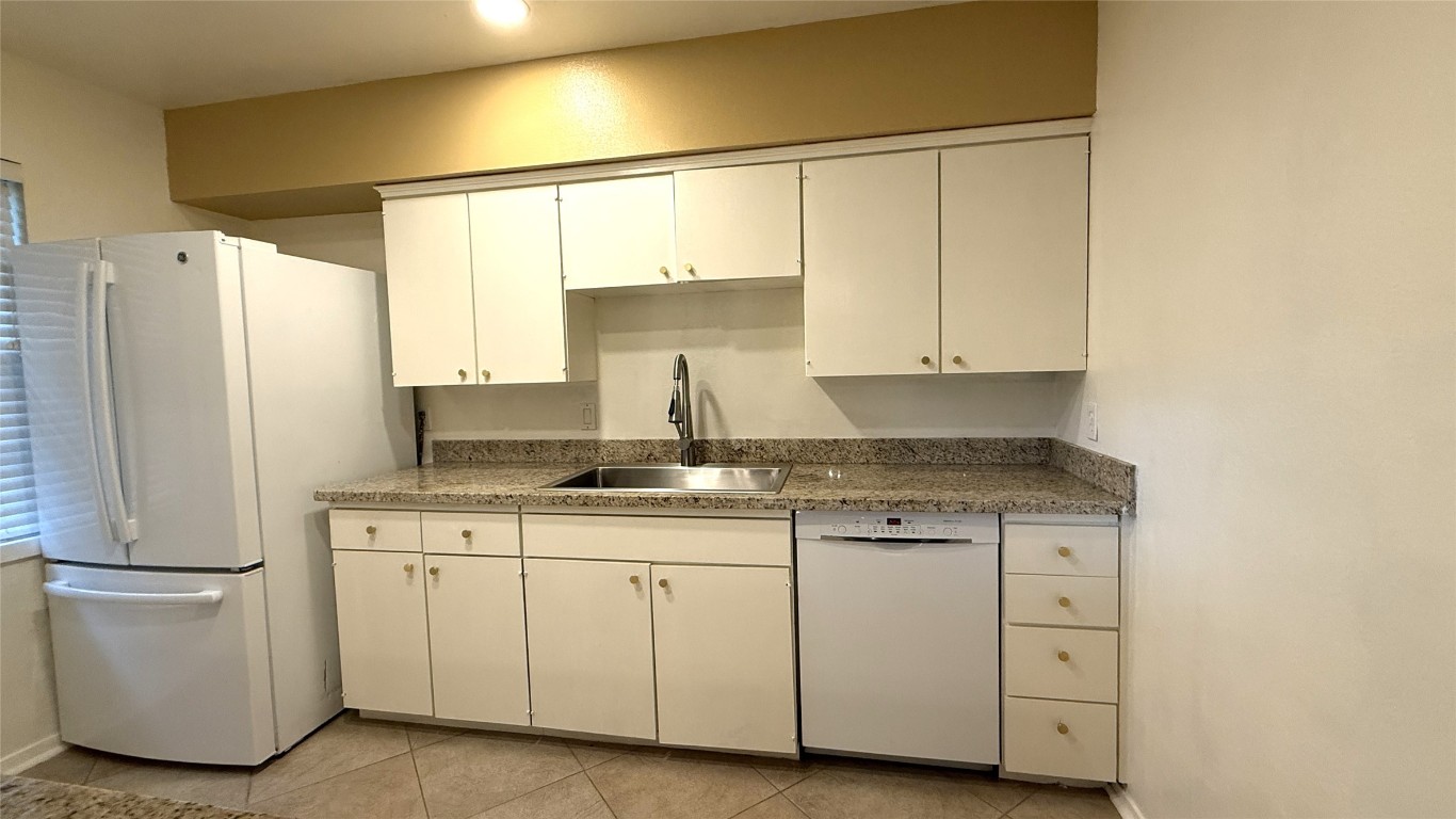 6007 Dryad Drive Houston, TX 77035 - Photo 7 of 22