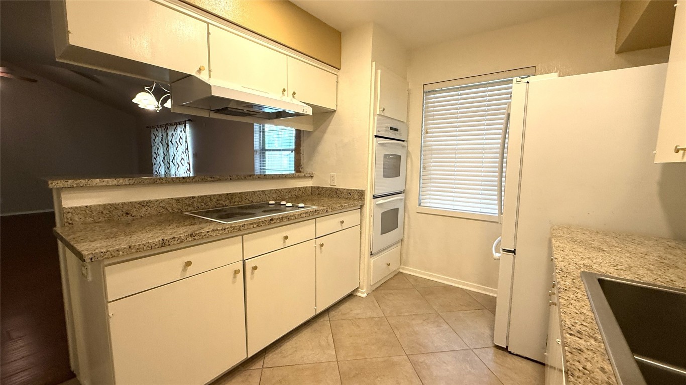 6007 Dryad Drive Houston, TX 77035 - Photo 8 of 22