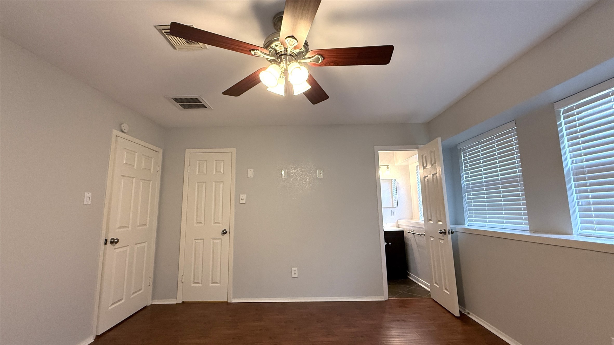 6007 Dryad Drive Houston, TX 77035 - Photo 9 of 22