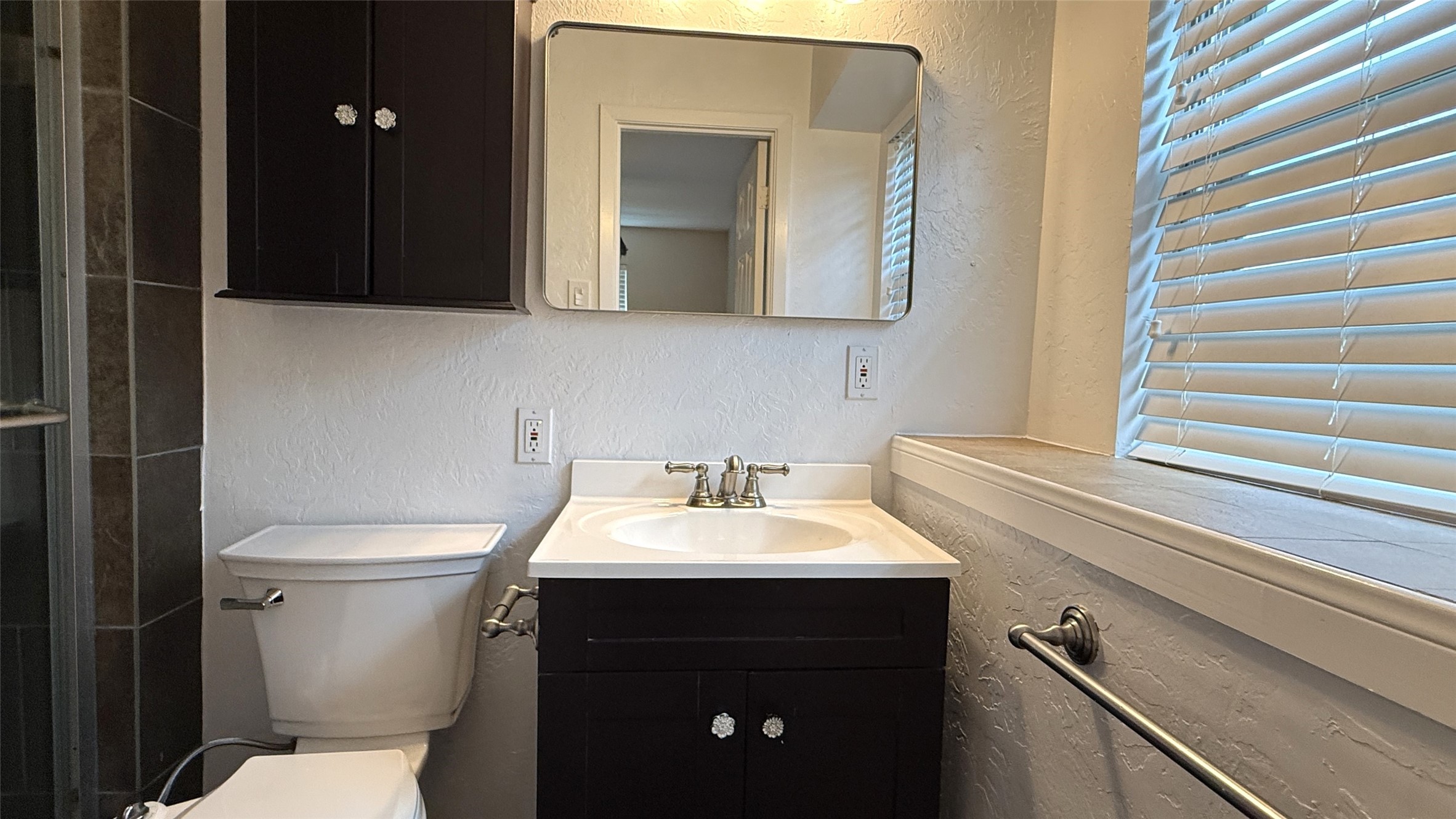 6007 Dryad Drive Houston, TX 77035 - Photo 10 of 22