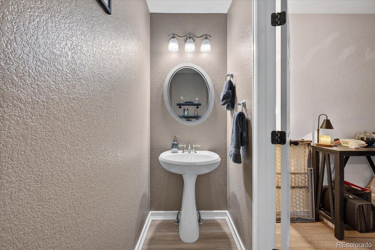 9727 Marmot Ridge Circle Littleton, CO 80125 - Photo 13 of 28