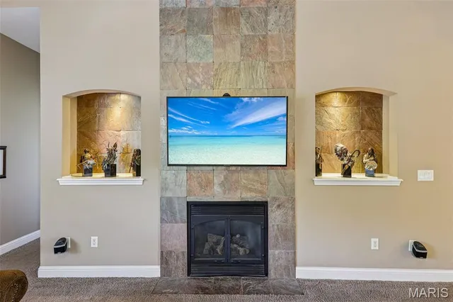 $357,500 | 23250 Eagle Court, Jerseyville, IL 62052