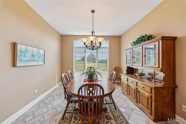 $357,500 | 23250 Eagle Court, Jerseyville, IL 62052