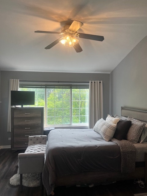1367 Spaulding Road Bartlett, IL 60103 - Photo 14 of 27 Gallery Image 14