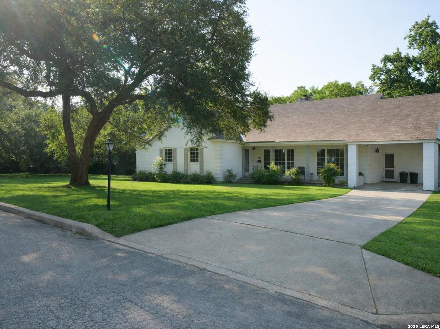 908 Garraty Road Terrell Hills, TX 78209 - Photo 23 of 25