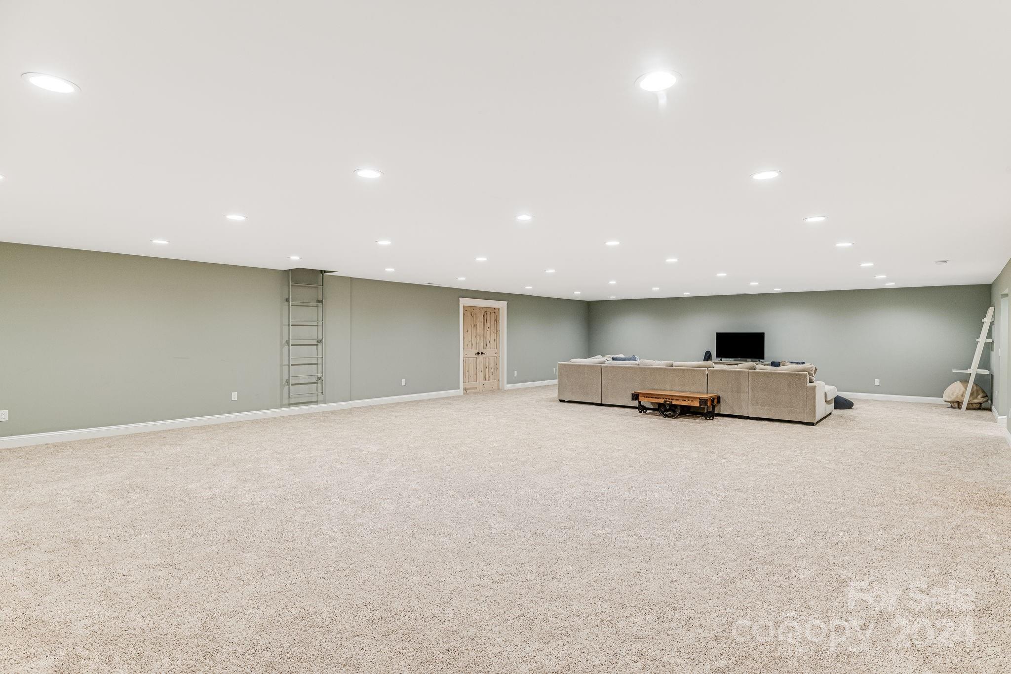 347 Ballenger Road Flat Rock, NC 28731 - Photo 39 of 48 Gallery Image 39