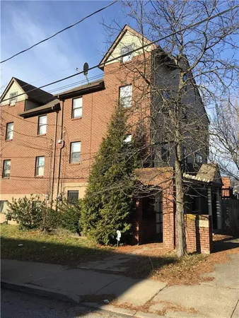 $2,600 | 3439 Penn Avenue, Pittsburgh, PA 15201