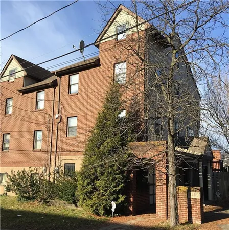 $2,600 | 3439 Penn Avenue, Pittsburgh, PA 15201