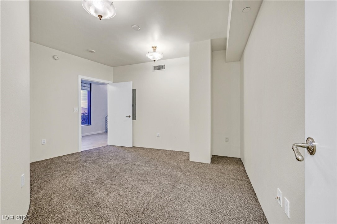 360 East Desert Inn Road, Unit 602 Las Vegas, NV 89109 - Photo 13 of 42