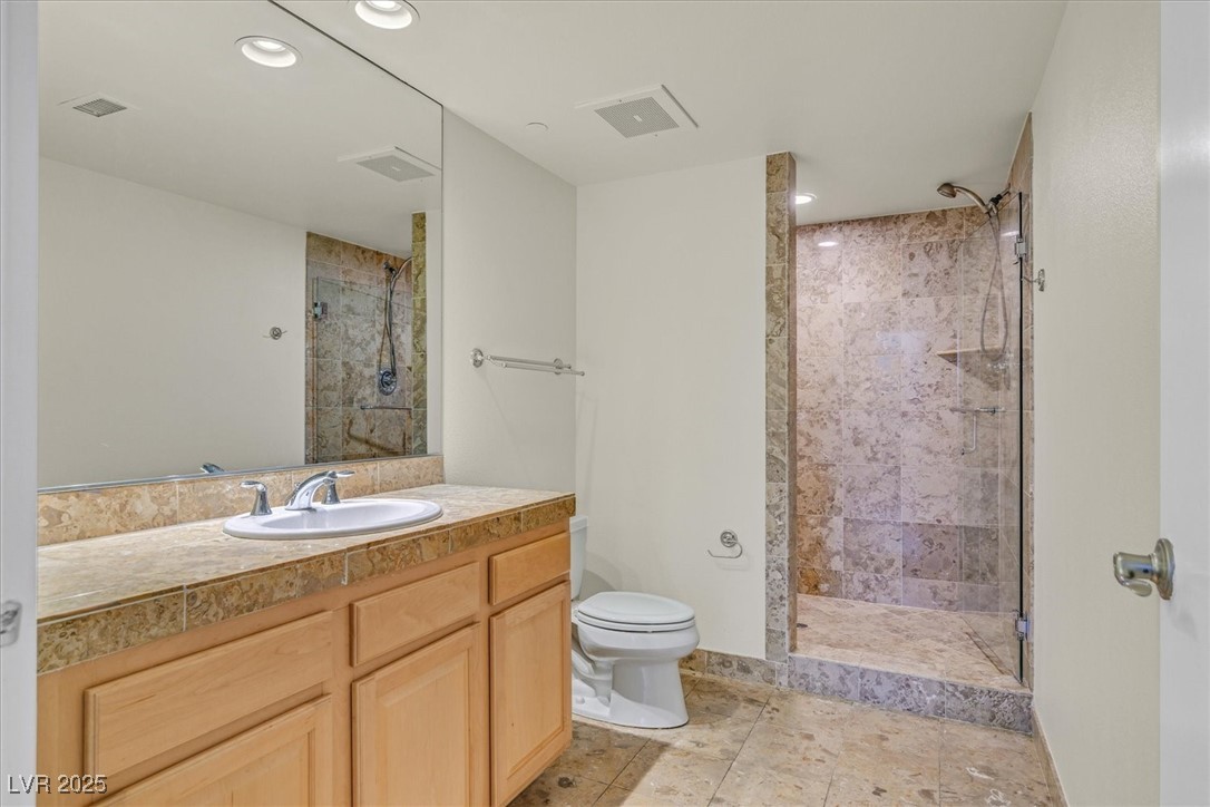 360 East Desert Inn Road, Unit 602 Las Vegas, NV 89109 - Photo 14 of 42