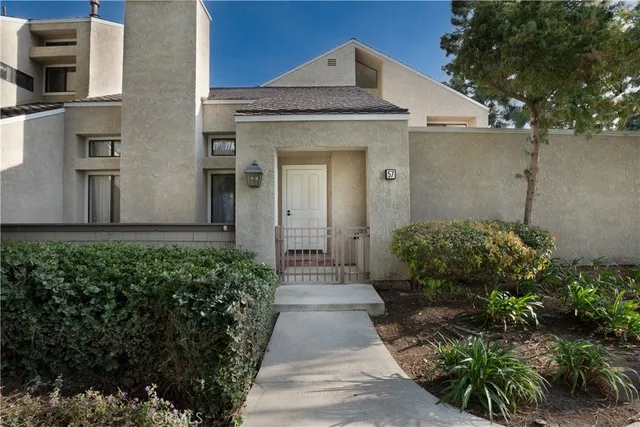 $3,950 | 57 Claret, Irvine, CA 92614