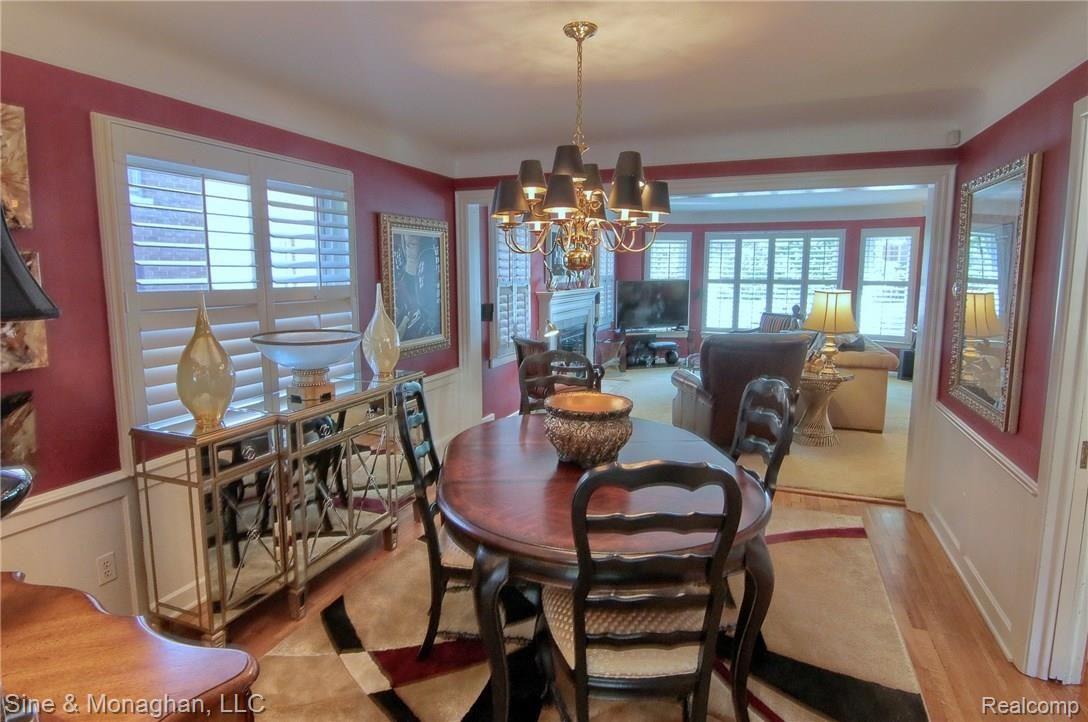 1921 Littlestone Road Grosse Pointe, MI 48236 - Photo 8 of 29 Dining_Room_2nd_View.jpg