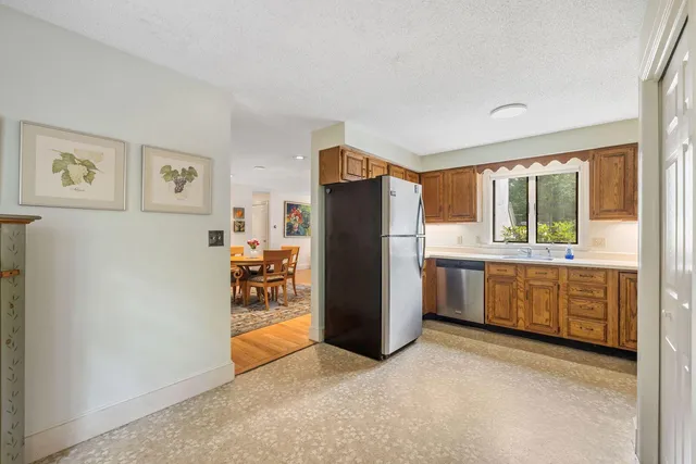 $499,000 | 16 Oakwood Lane, Unit 16, Kennebunk, ME 04043