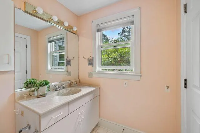 $499,000 | 16 Oakwood Lane, Unit 16, Kennebunk, ME 04043