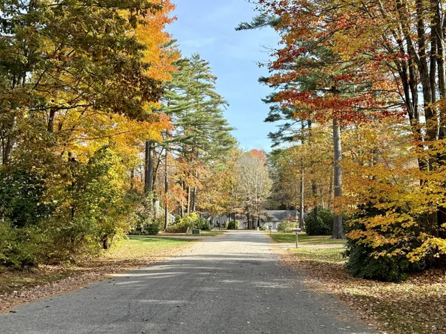 $499,000 | 16 Oakwood Lane, Unit 16, Kennebunk, ME 04043