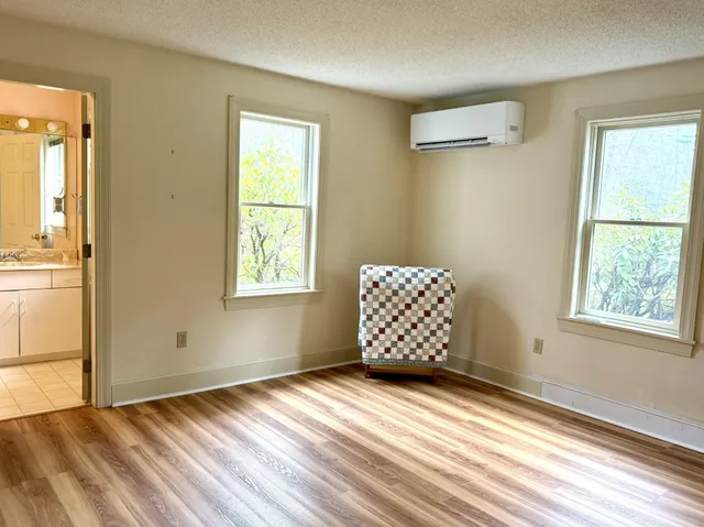 $499,000 | 16 Oakwood Lane, Unit 16, Kennebunk, ME 04043