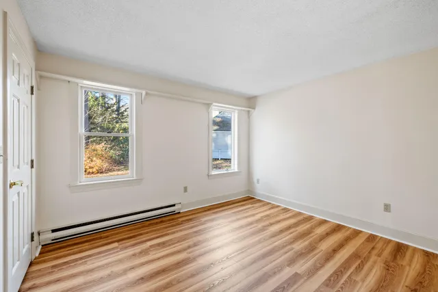 $499,000 | 16 Oakwood Lane, Unit 16, Kennebunk, ME 04043