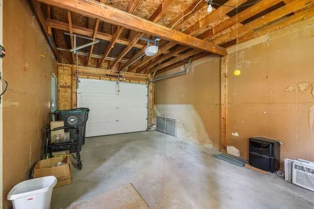 $499,000 | 16 Oakwood Lane, Unit 16, Kennebunk, ME 04043