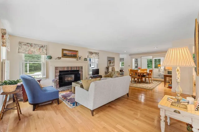 $499,000 | 16 Oakwood Lane, Unit 16, Kennebunk, ME 04043