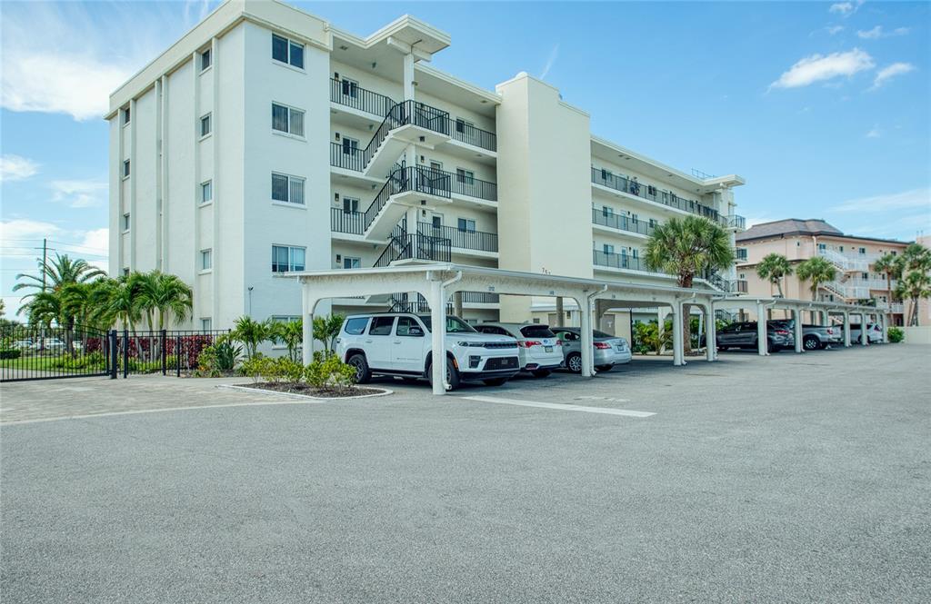 757 Beach Road, Unit 308 Sarasota, FL 34242 - Photo 9 of 37 Gallery Image 9