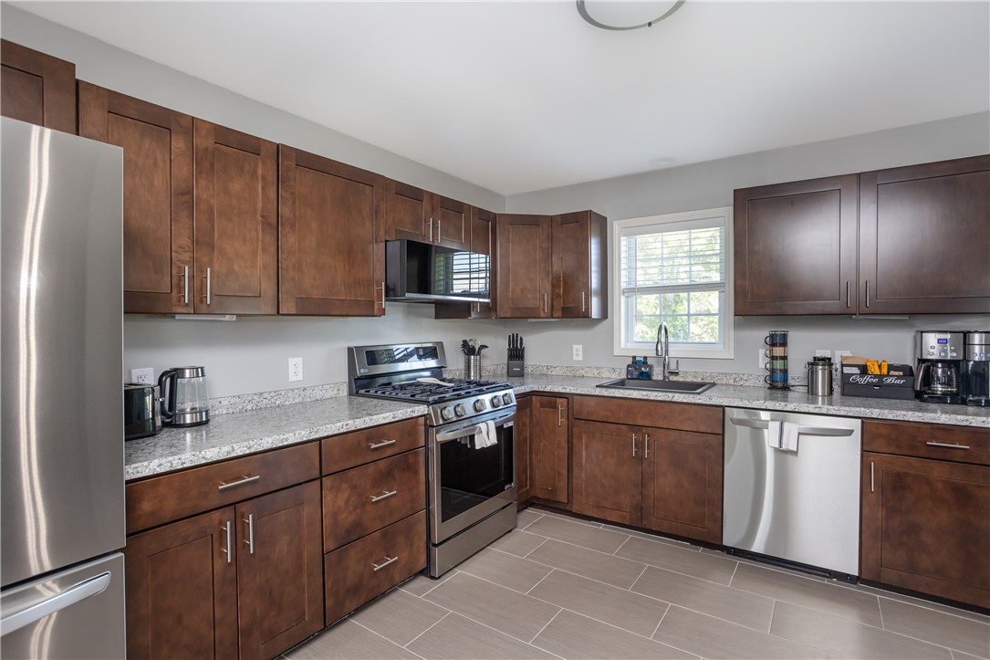 1 Bay Street Bristol, RI 02809 - Photo 11 of 47