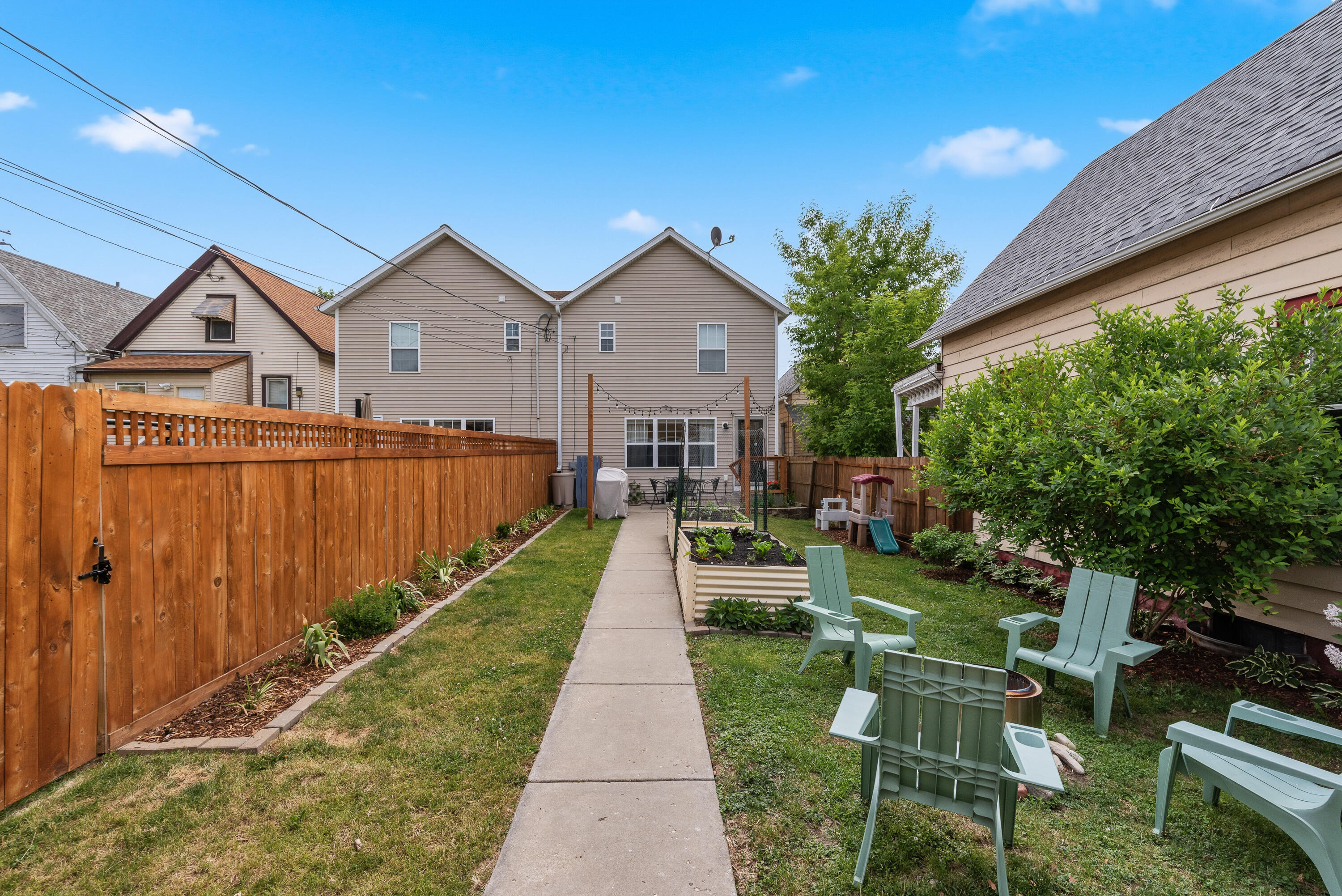 1825 South 3rd Street, Unit 1825 Milwaukee, WI 53204 - Photo 16 of 29 Backyard 2