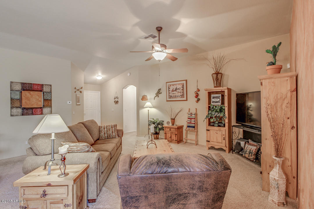 16649 North 19th Street Phoenix, AZ 85022 - Photo 12 of 27 19th-06