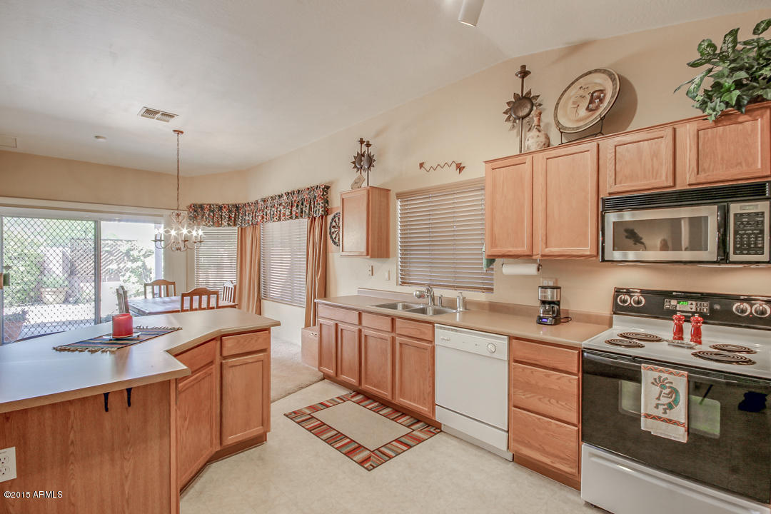 16649 North 19th Street Phoenix, AZ 85022 - Photo 2 of 27 19th-11