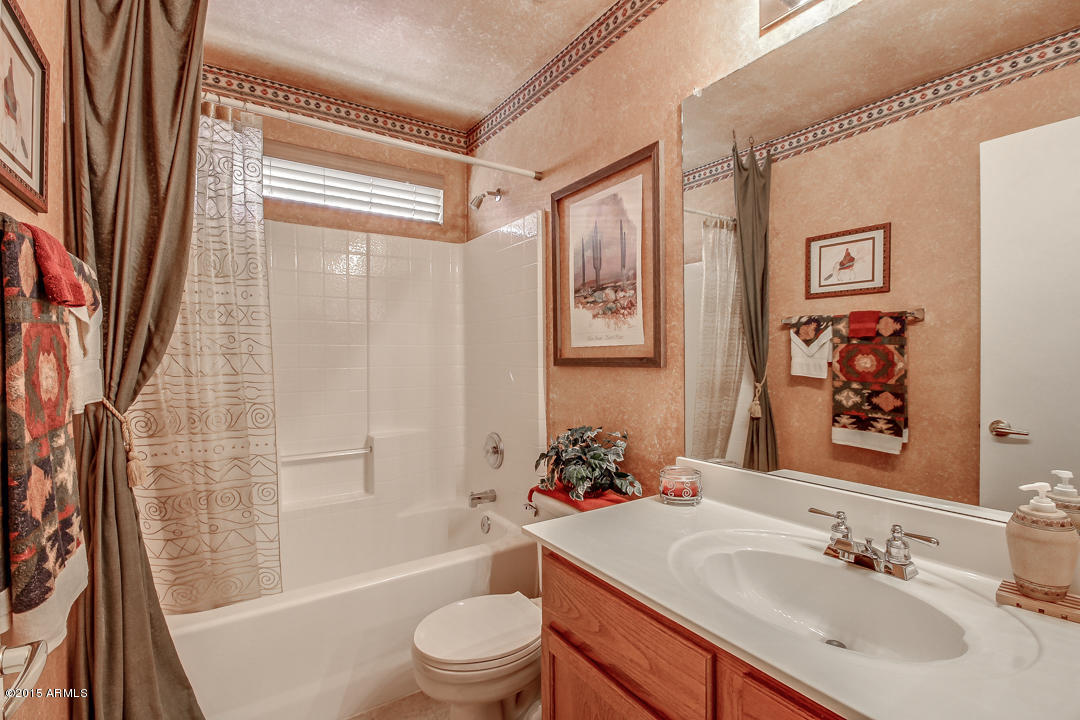 16649 North 19th Street Phoenix, AZ 85022 - Photo 22 of 27 19th-32