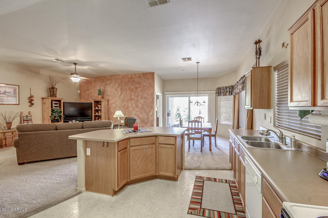 16649 North 19th Street Phoenix, AZ 85022 - Photo 7 of 27 19th-15