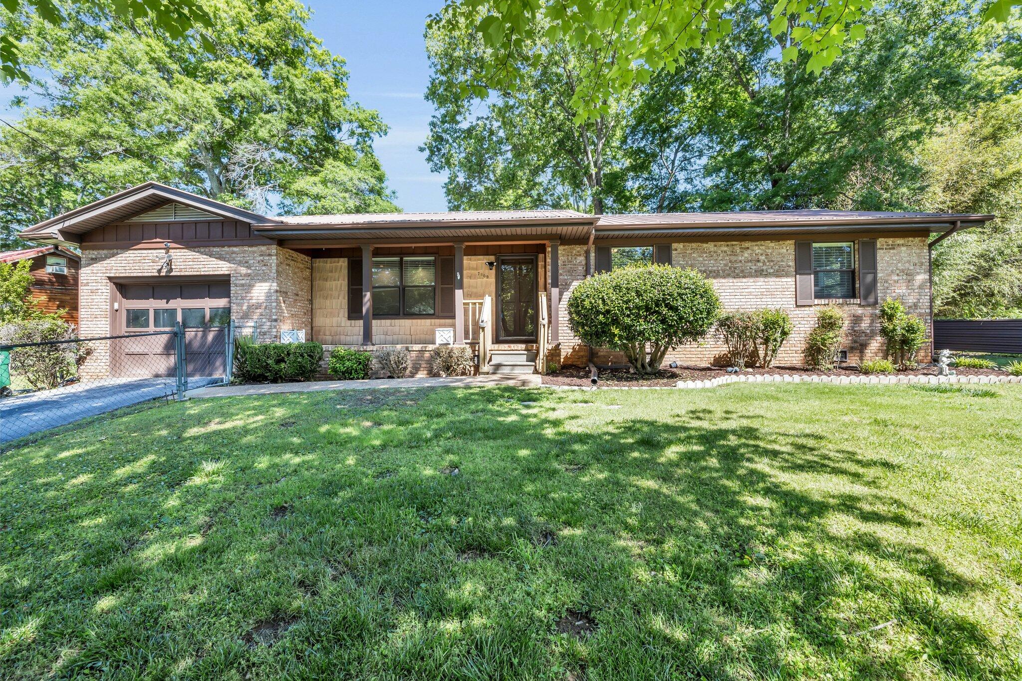 7809 Hale Road Hixson, TN 37343 - Photo 1 of 25 large-018f3b05-5f23-719c-9ab0-63f7163d50