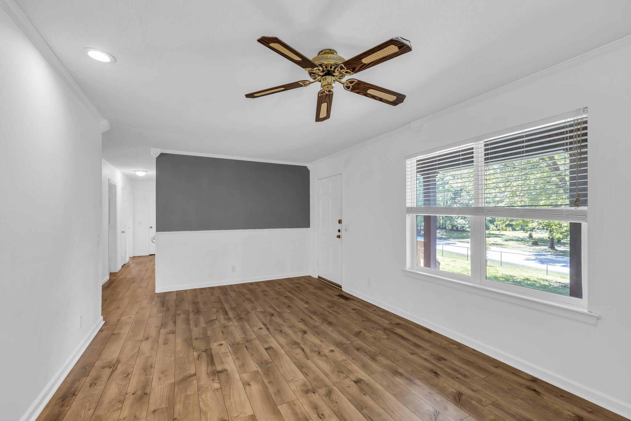 7809 Hale Road Hixson, TN 37343 - Photo 9 of 25 large-018f3b05-5fce-7048-9f49-6ce6d8bc25