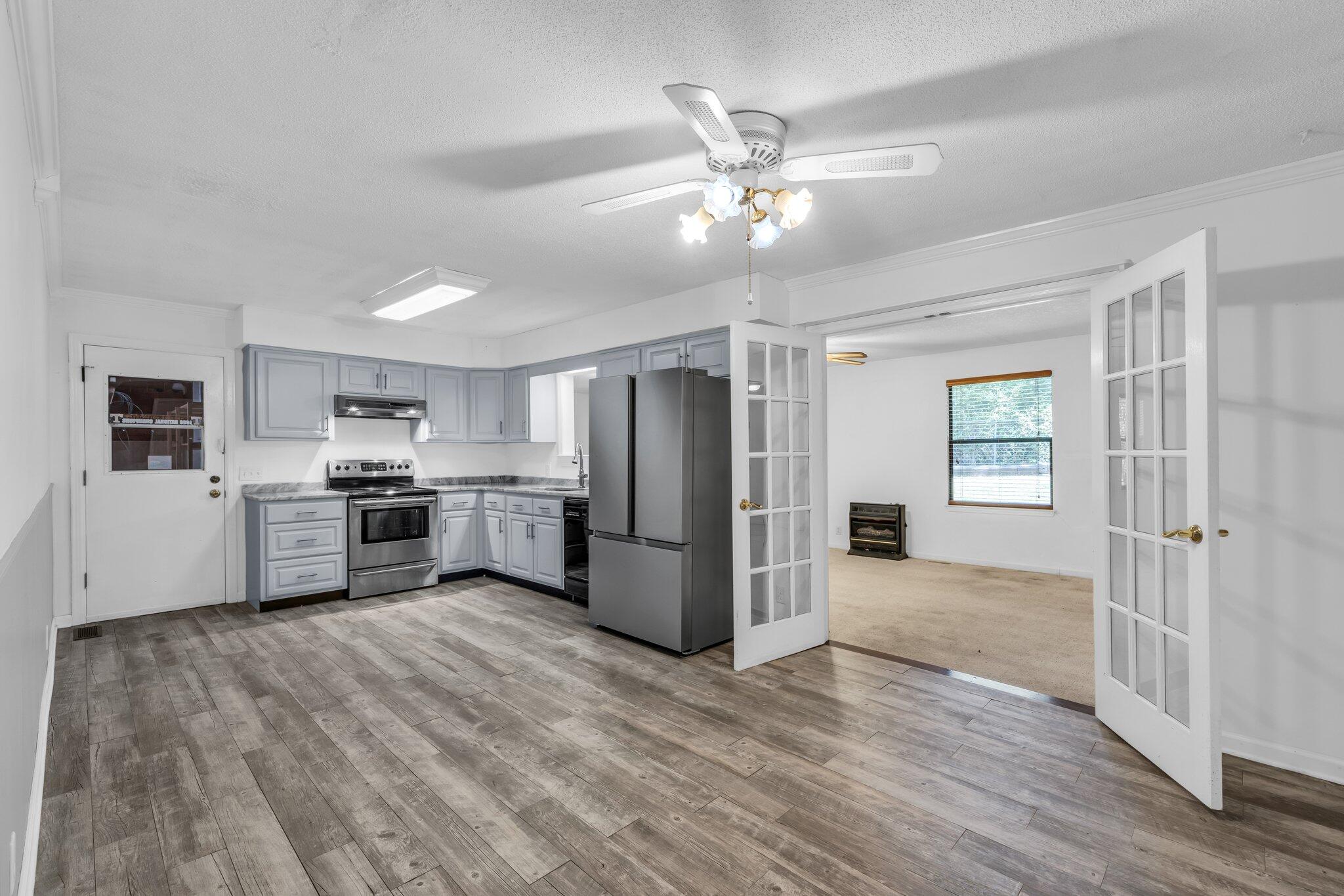 7809 Hale Road Hixson, TN 37343 - Photo 10 of 25 large-018f3b05-5fea-7328-828c-016d9567f5